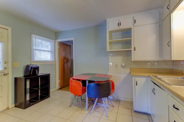 Photo 7 — 5006 35th Street, Lubbock, TX 79414