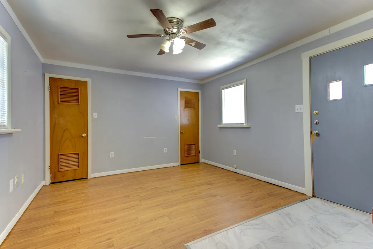 Photo 11 — 5006 35th Street, Lubbock, TX 79414