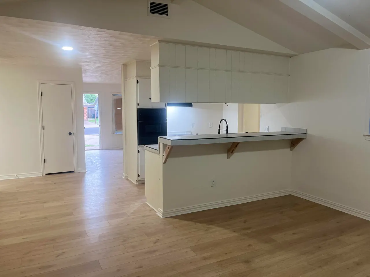Photo 2 — 1906 70th Street, Lubbock, TX 79412