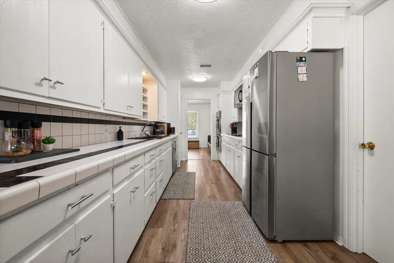 Photo 11 — 1604 55th Street, Lubbock, TX 79412