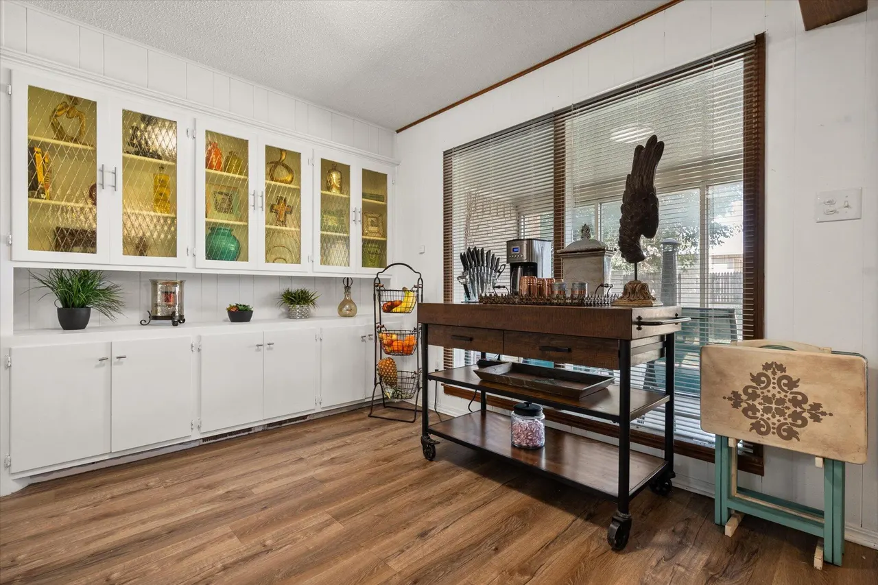 Photo 14 — 1604 55th Street, Lubbock, TX 79412