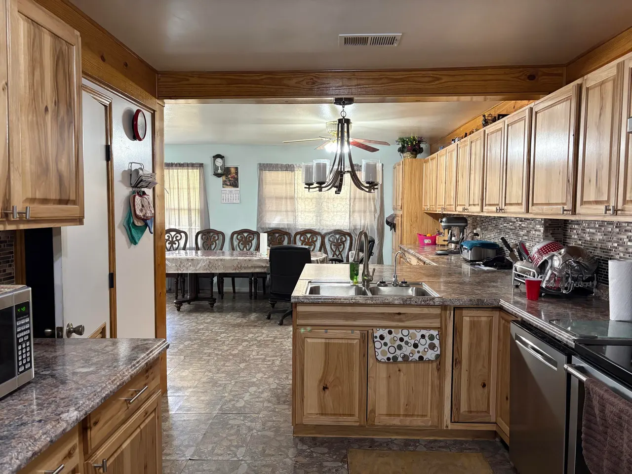 Photo 9 — 707 E Tate Street, Brownfield, TX 79316