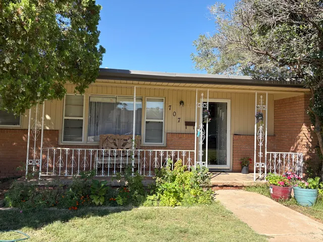 Photo 2 — 707 E Tate Street, Brownfield, TX 79316
