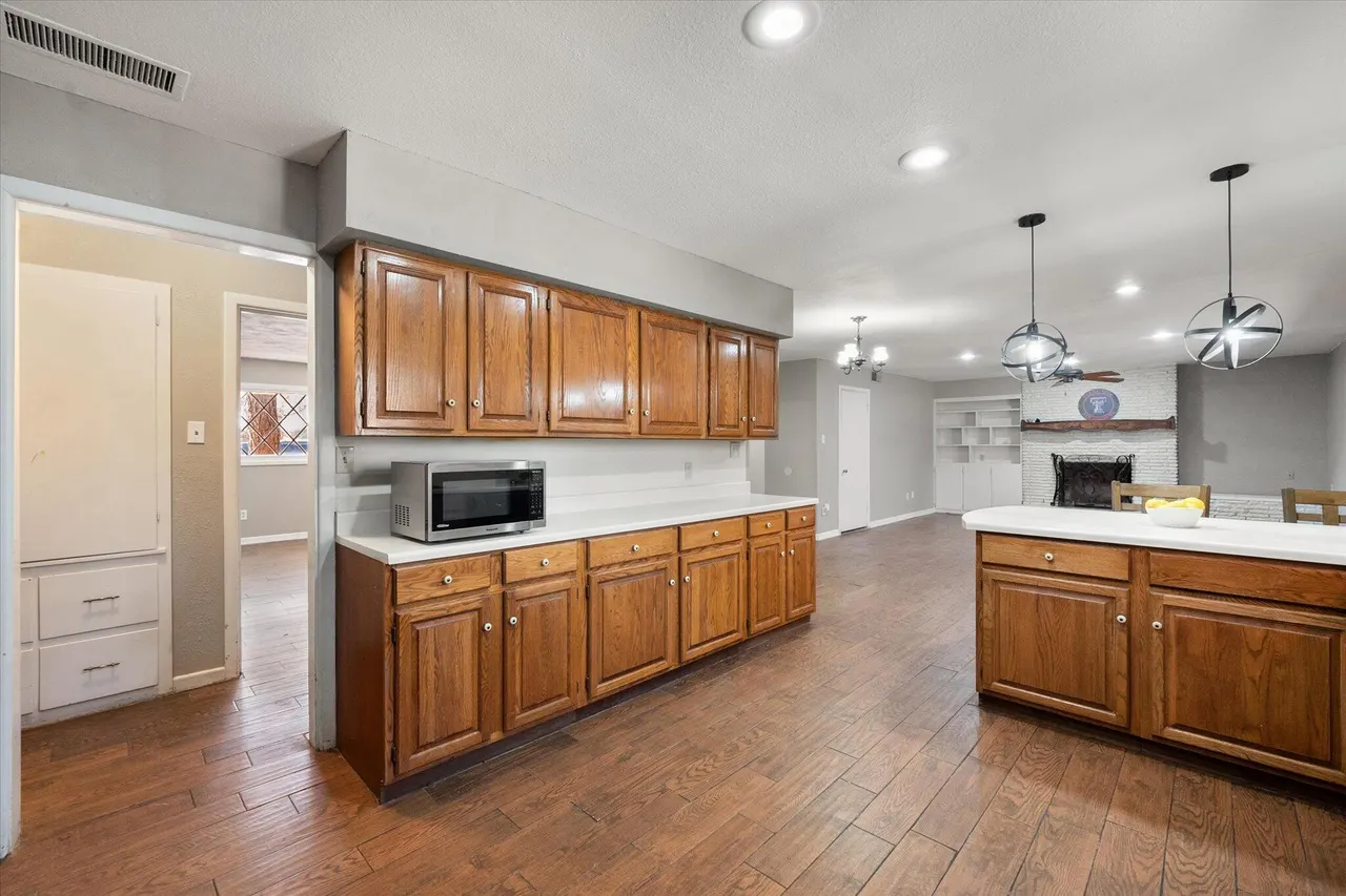 Photo 10 — 3808 27th Street, Lubbock, TX 79410
