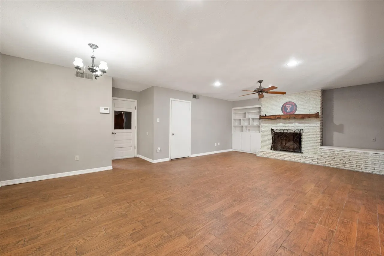 Photo 13 — 3808 27th Street, Lubbock, TX 79410