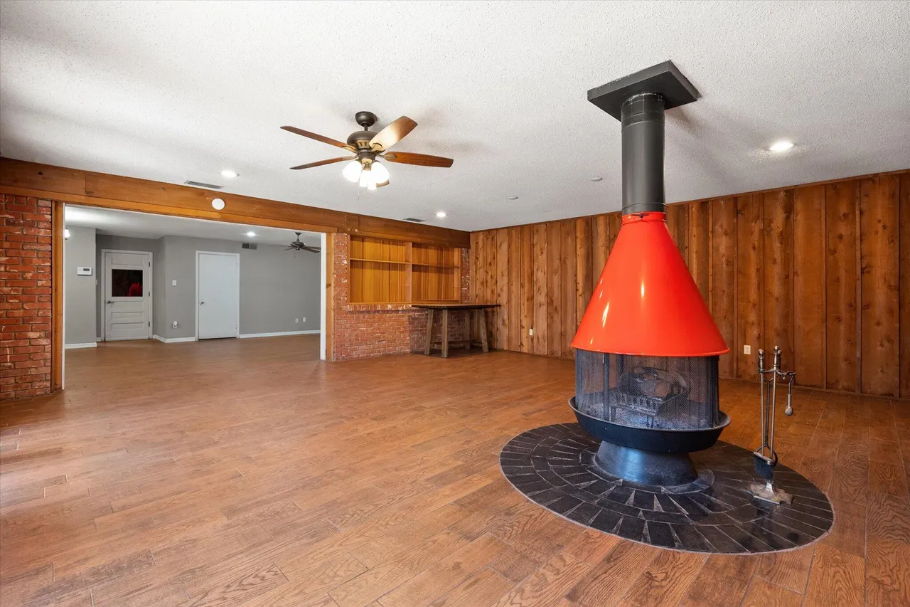 Photo 18 — 3808 27th Street, Lubbock, TX 79410