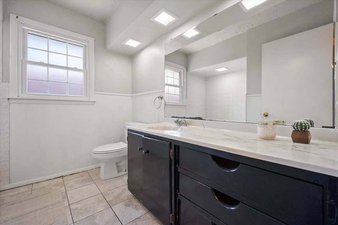 Photo 19 — 3808 27th Street, Lubbock, TX 79410
