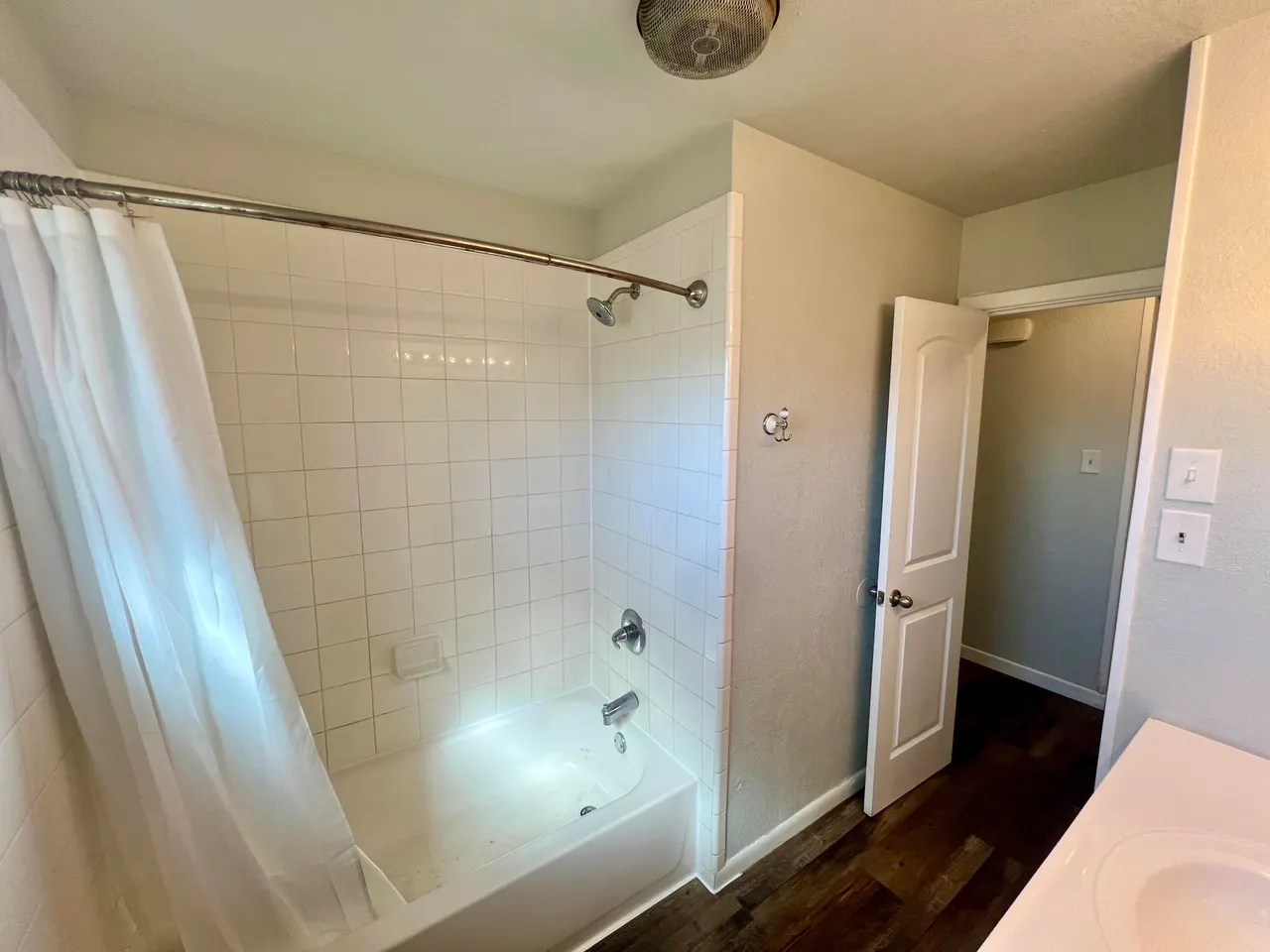 Photo 11 — 2420 38th Street, Lubbock, TX 79412