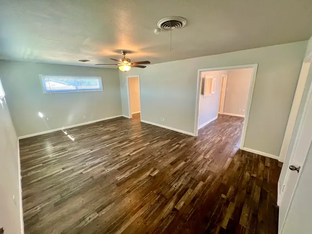 Photo 3 — 2420 38th Street, Lubbock, TX 79412