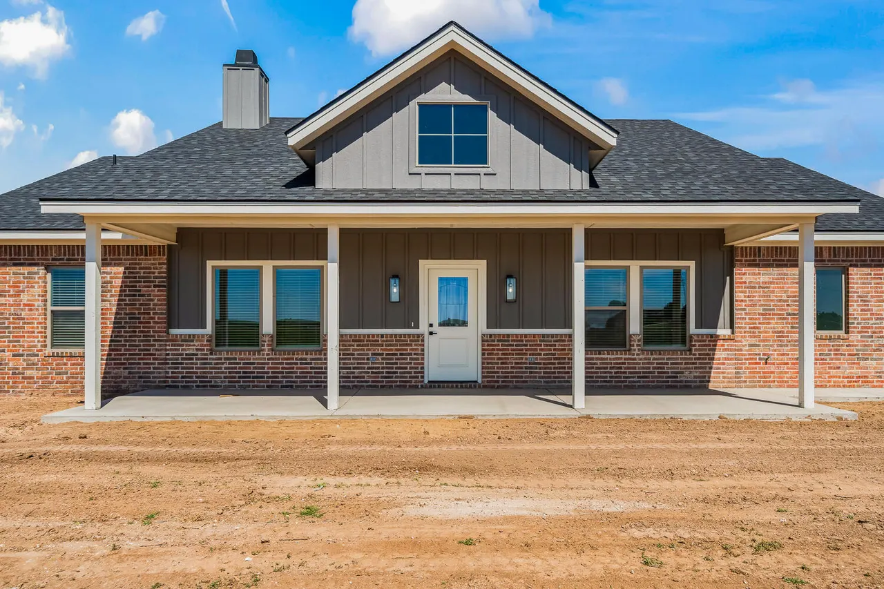 Photo 2 — 17614 C R 3100, Slaton, TX 79364
