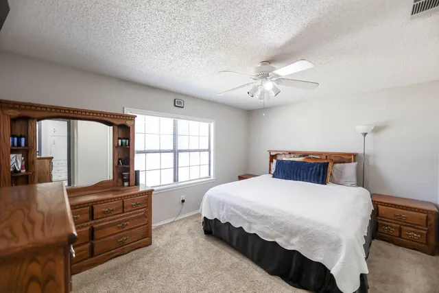 Photo 8 — 4607 33rd Street, Lubbock, TX 79410