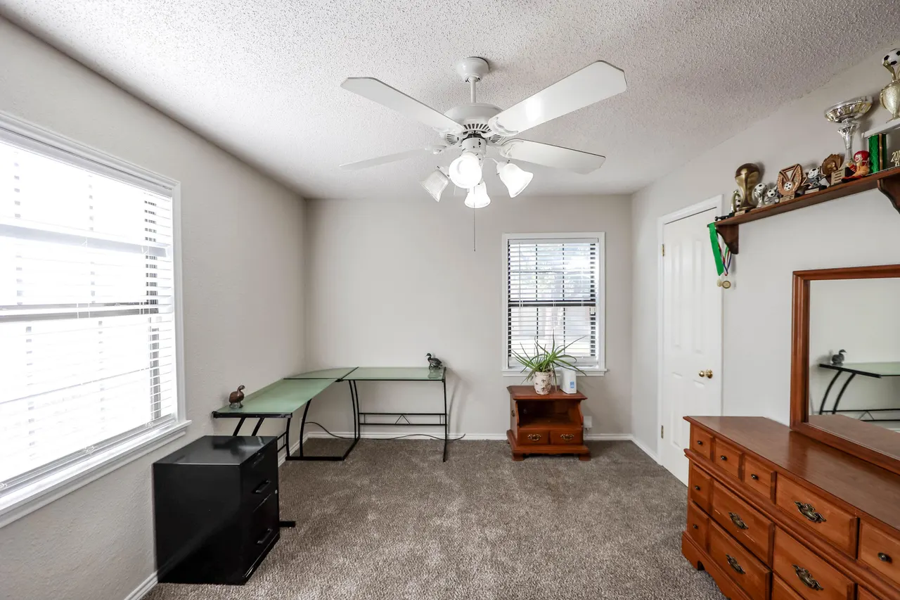 Photo 11 — 4607 33rd Street, Lubbock, TX 79410
