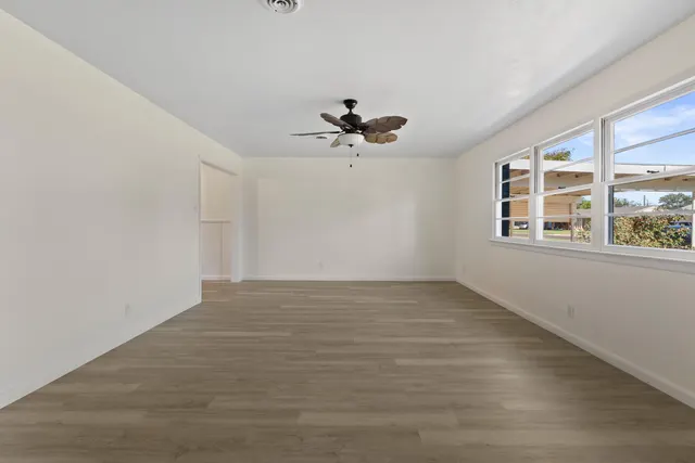 Photo 5 — 4605 37th Street, Lubbock, TX 79414