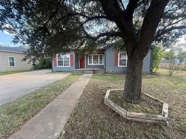 Photo 7 — 3415 24th Street, Lubbock, TX 79410