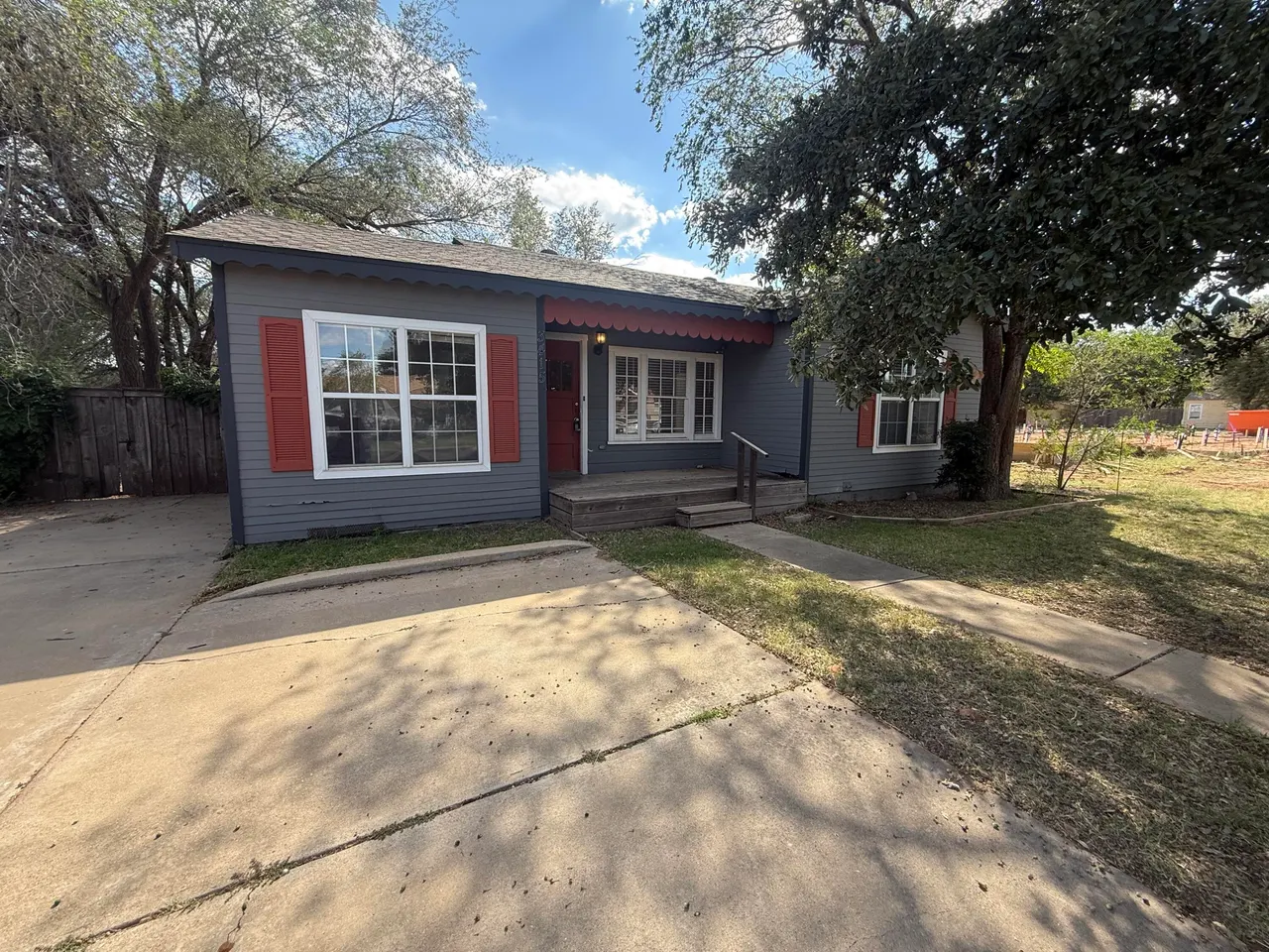Front exterior — 3415 24th Street, Lubbock, TX 79410
