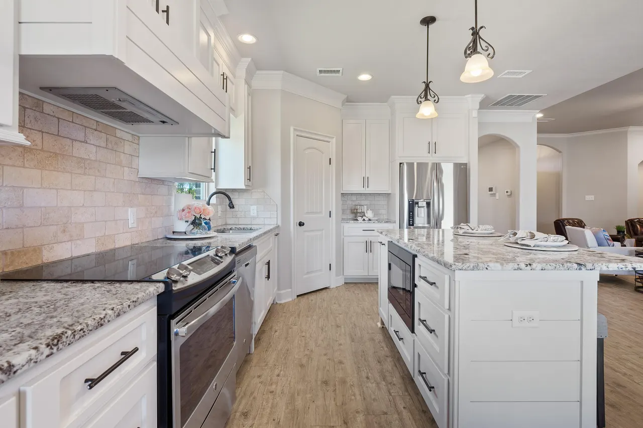 Photo 12 — 1127 17th Street, Shallowater, TX 79363