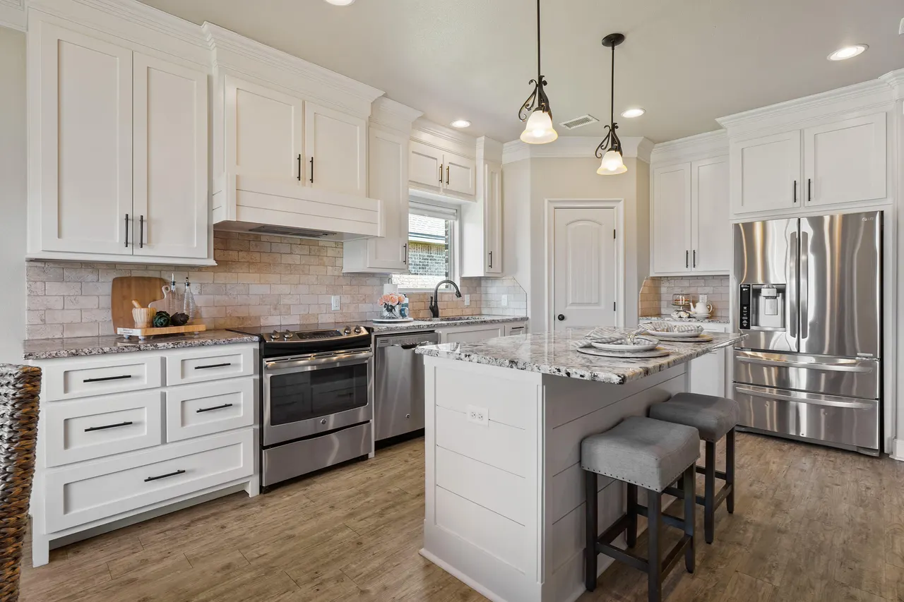 Photo 10 — 1127 17th Street, Shallowater, TX 79363