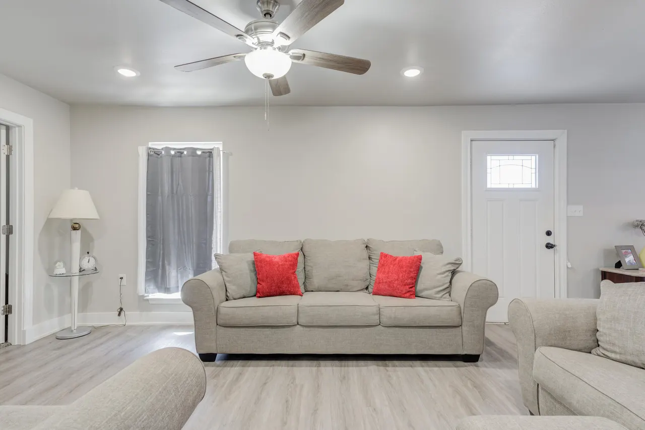 Photo 10 — 1111 E Tulane Street, Lubbock, TX 79403