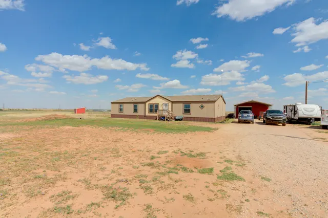 Photo 3 — 4726 County Road 5300, Lubbock, TX 79415