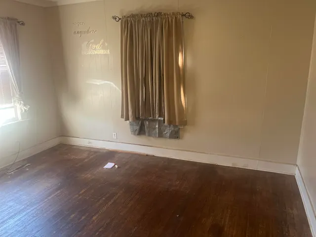 Photo 7 — 2206 26th Street, Lubbock, TX 79411