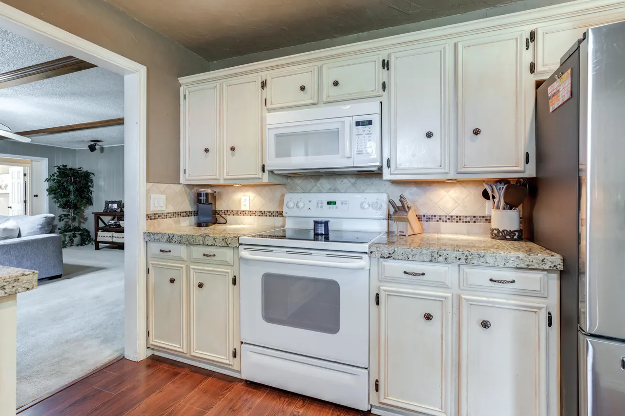 Photo 12 — 5412 43rd Street, Lubbock, TX 79414