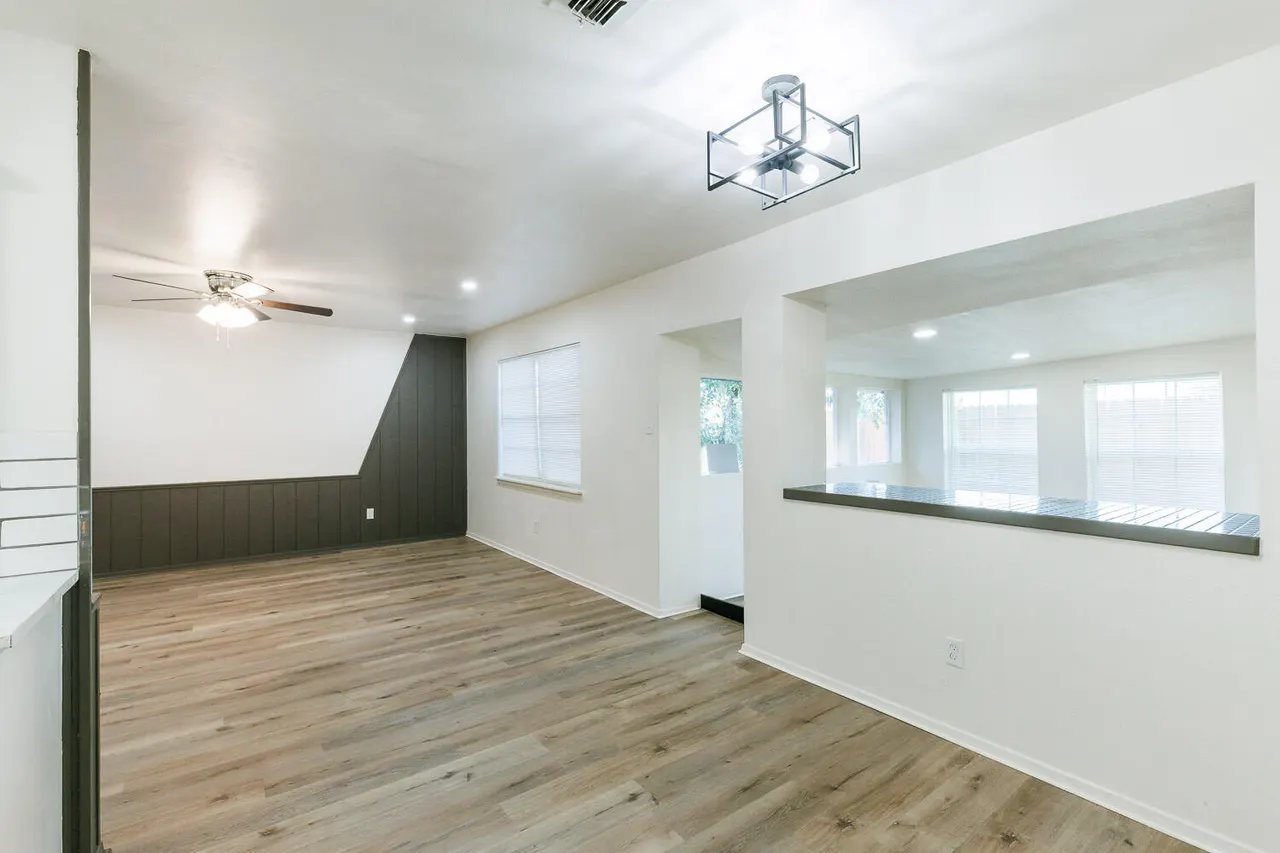 Photo 11 — 1209 49th Street, Lubbock, TX 79412