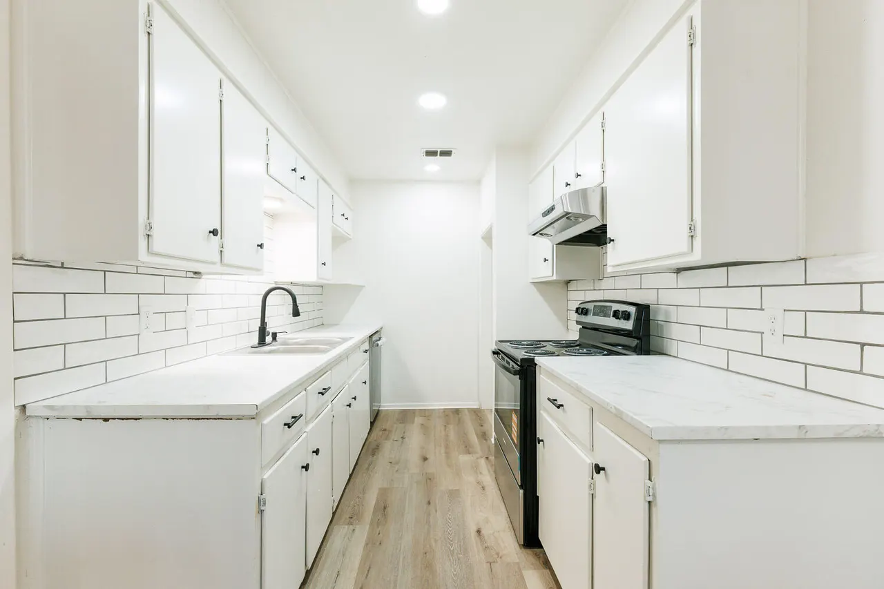 Photo 14 — 1209 49th Street, Lubbock, TX 79412
