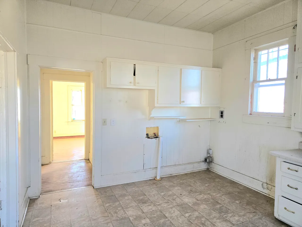 Photo 9 — 122 NW 3rd Street, Tulia, TX 79088