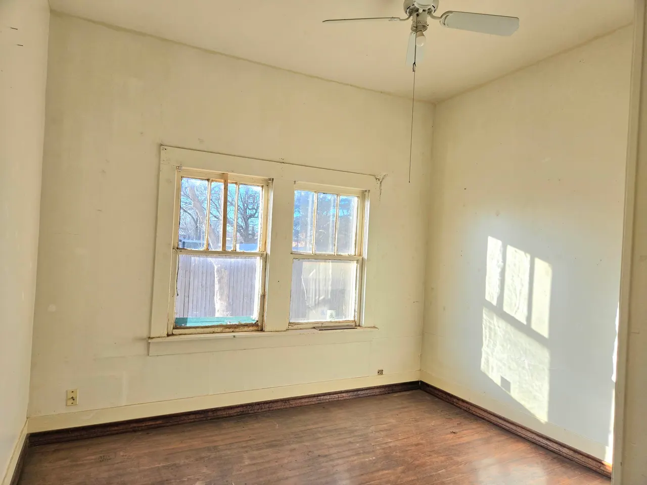 Photo 12 — 122 NW 3rd Street, Tulia, TX 79088