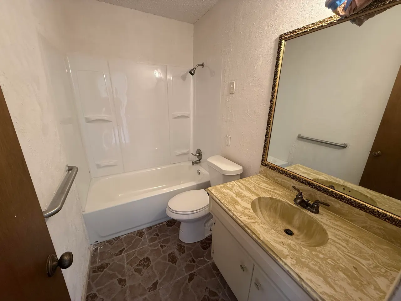 Photo 5 — 1201 S Pecos Drive, Brownfield, TX 79316