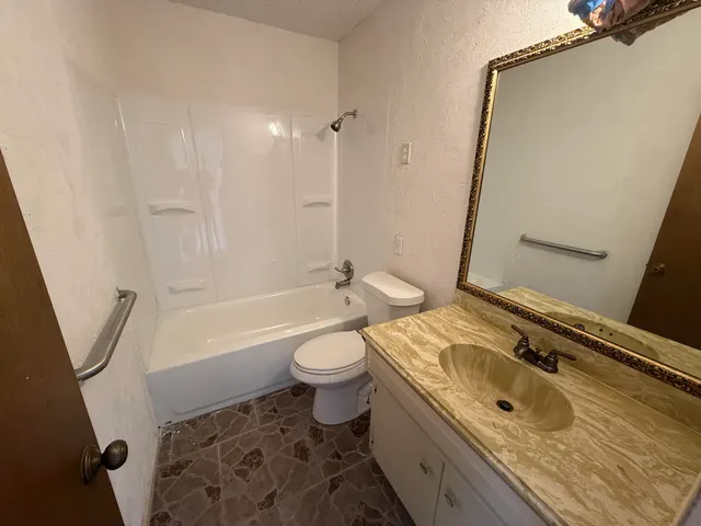 Photo 5 — 1201 S Pecos Drive, Brownfield, TX 79316