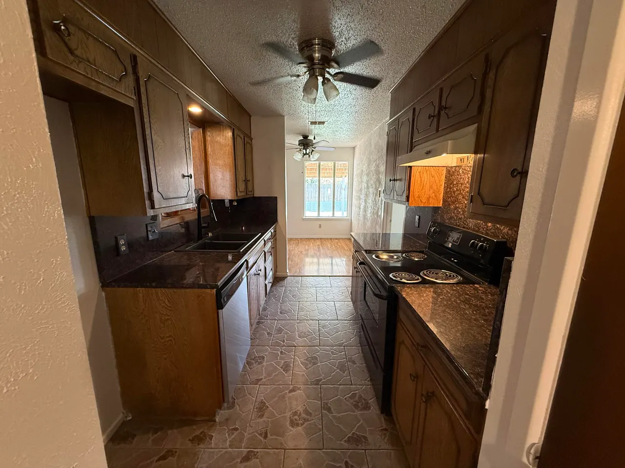 Photo 8 — 1201 S Pecos Drive, Brownfield, TX 79316