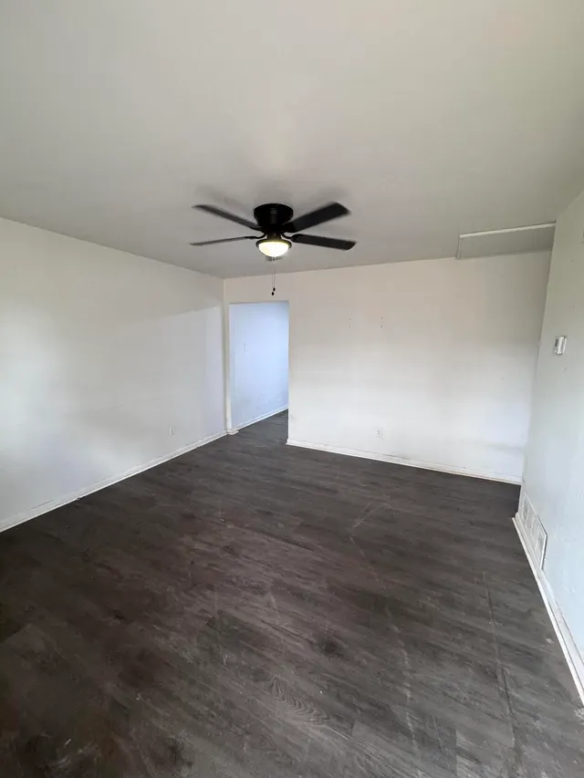 Photo 4 — 1801 66th Street, Lubbock, TX 79412