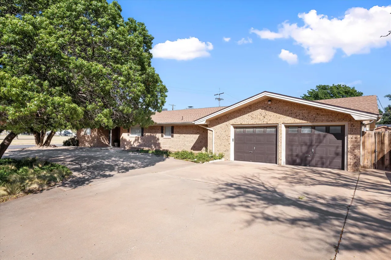 Front exterior — 2001 Tech Drive, Levelland, TX 79336