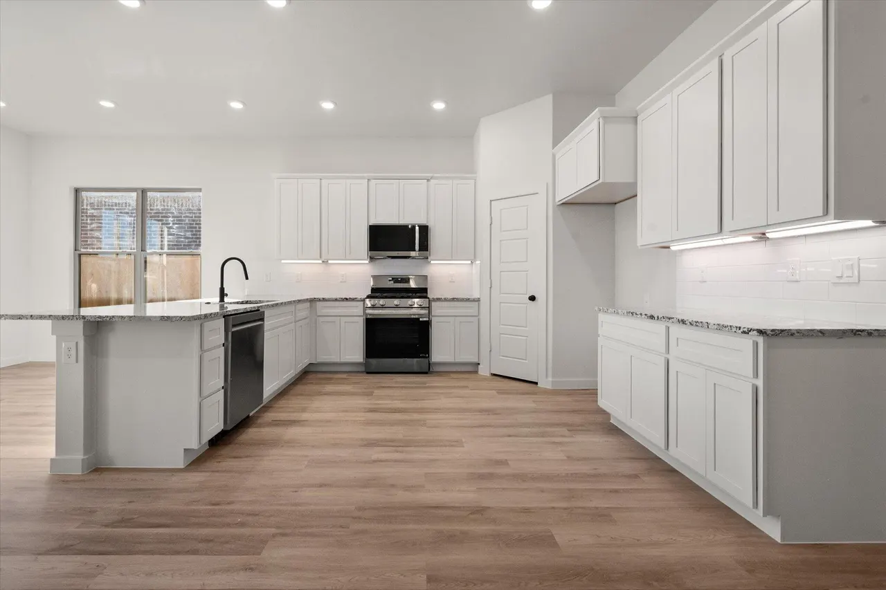 Photo 7 — 7003 16th Street, Lubbock, TX 79416