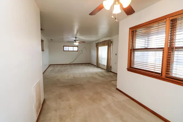Photo 3 — 206 SW 1st Street, Earth, TX 79031