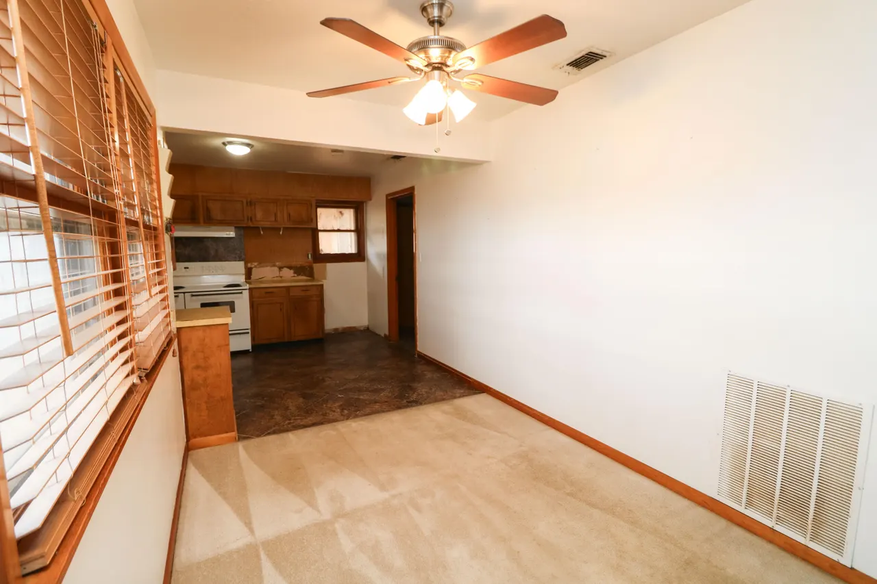 Photo 4 — 206 SW 1st Street, Earth, TX 79031