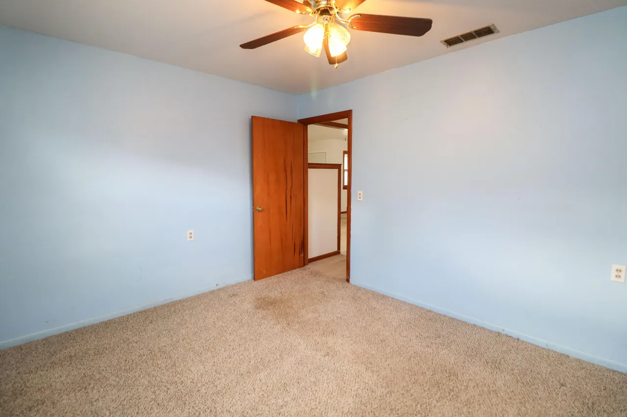 Photo 7 — 206 SW 1st Street, Earth, TX 79031
