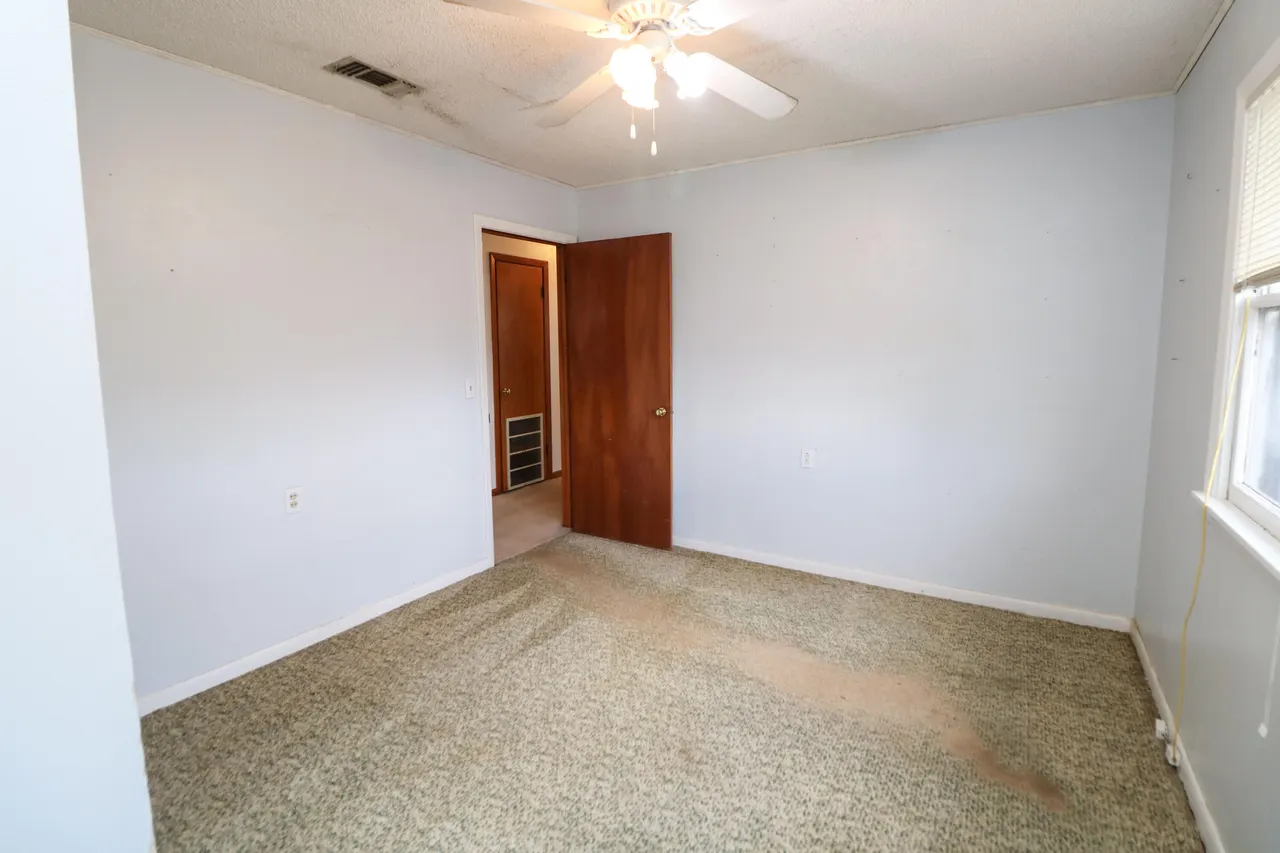 Photo 9 — 206 SW 1st Street, Earth, TX 79031