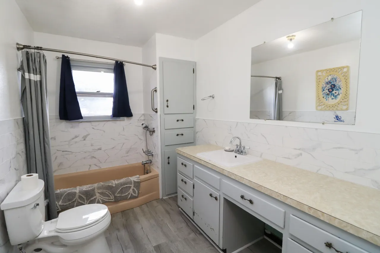 Photo 10 — 206 SW 1st Street, Earth, TX 79031