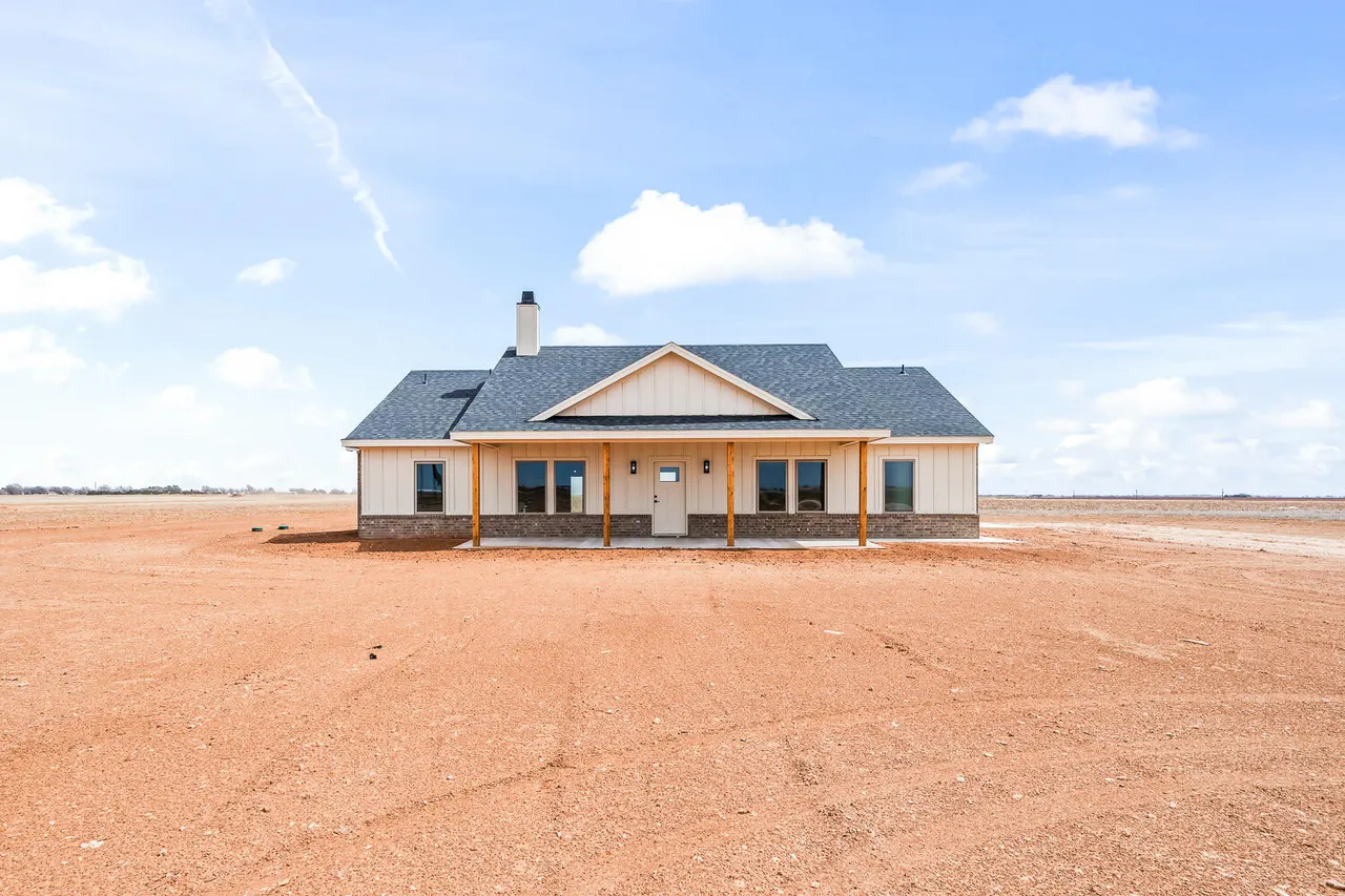 Front exterior — 8912 N C R 2700, Lubbock, TX 79403