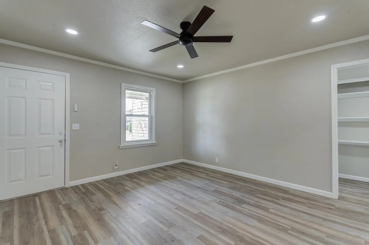 Photo 7 — 1010 13th Street, Abernathy, TX 79311