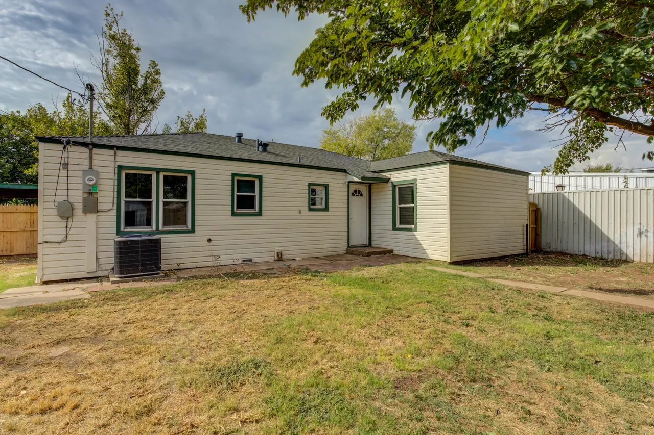 Photo 32 — 1010 13th Street, Abernathy, TX 79311