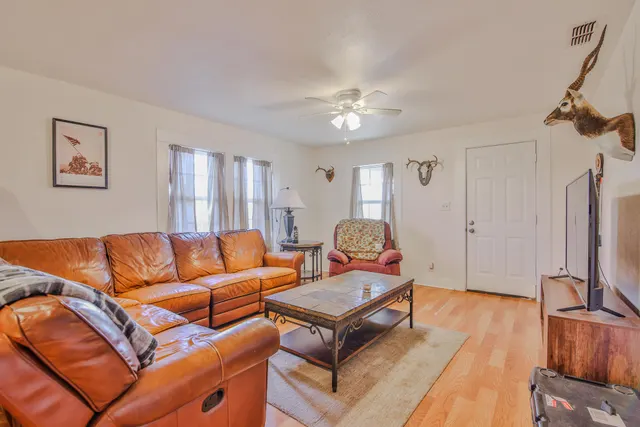 Photo 5 — 805 S 4th Street, Slaton, TX 79364