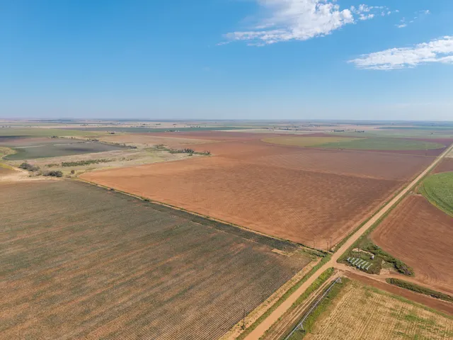 Photo 4 — 4621 E County Rd 5500, Lubbock, TX 79403
