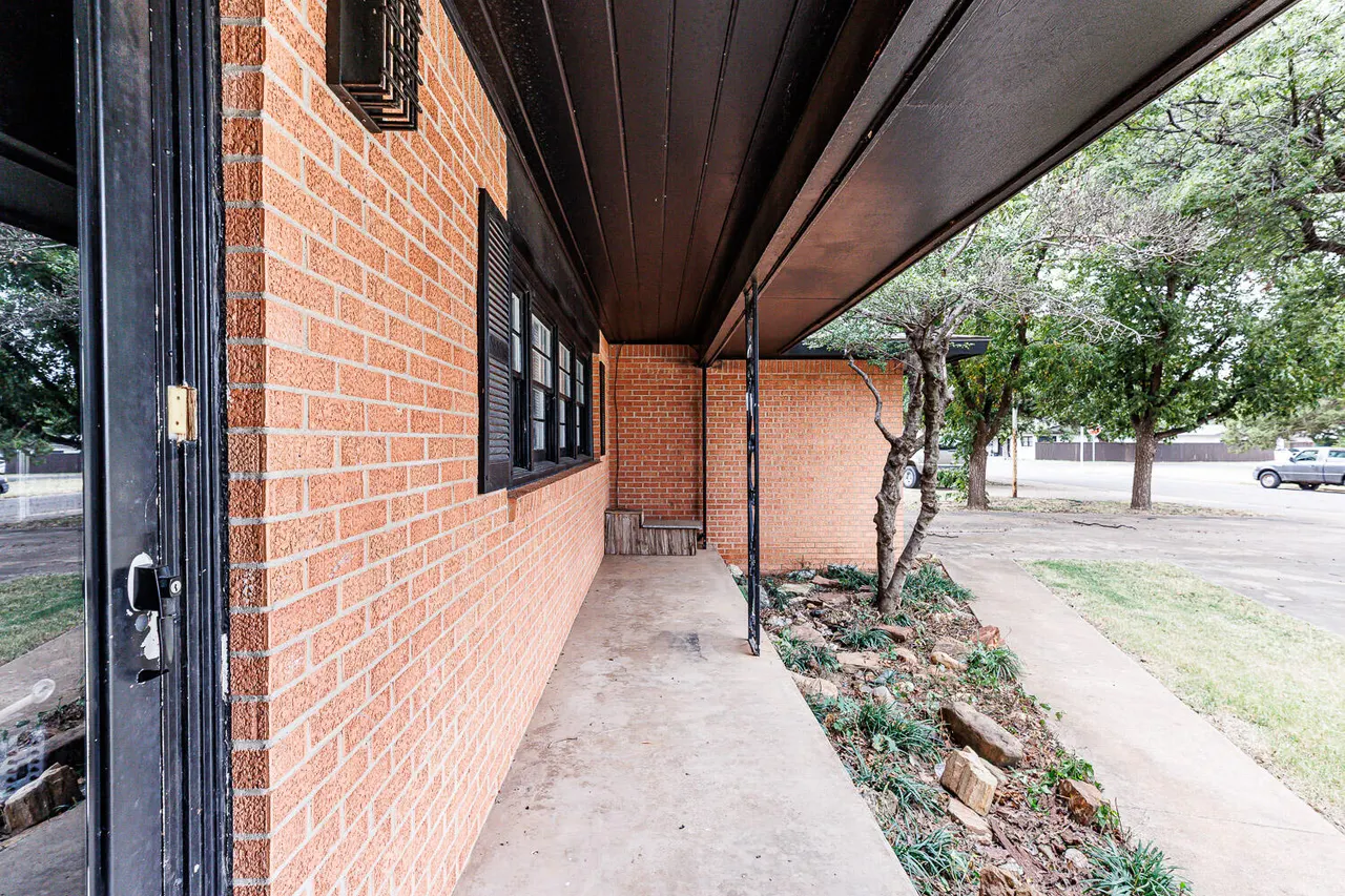 Photo 7 — 3515 36th Street, Lubbock, TX 79413
