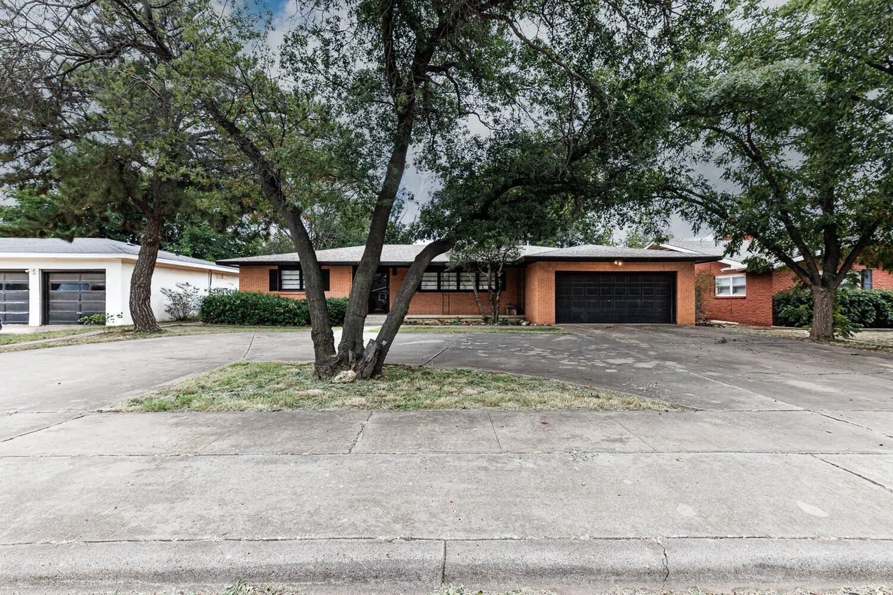 Photo 4 — 3515 36th Street, Lubbock, TX 79413