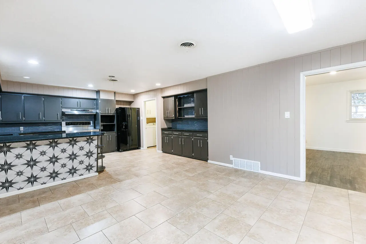 Photo 18 — 3515 36th Street, Lubbock, TX 79413