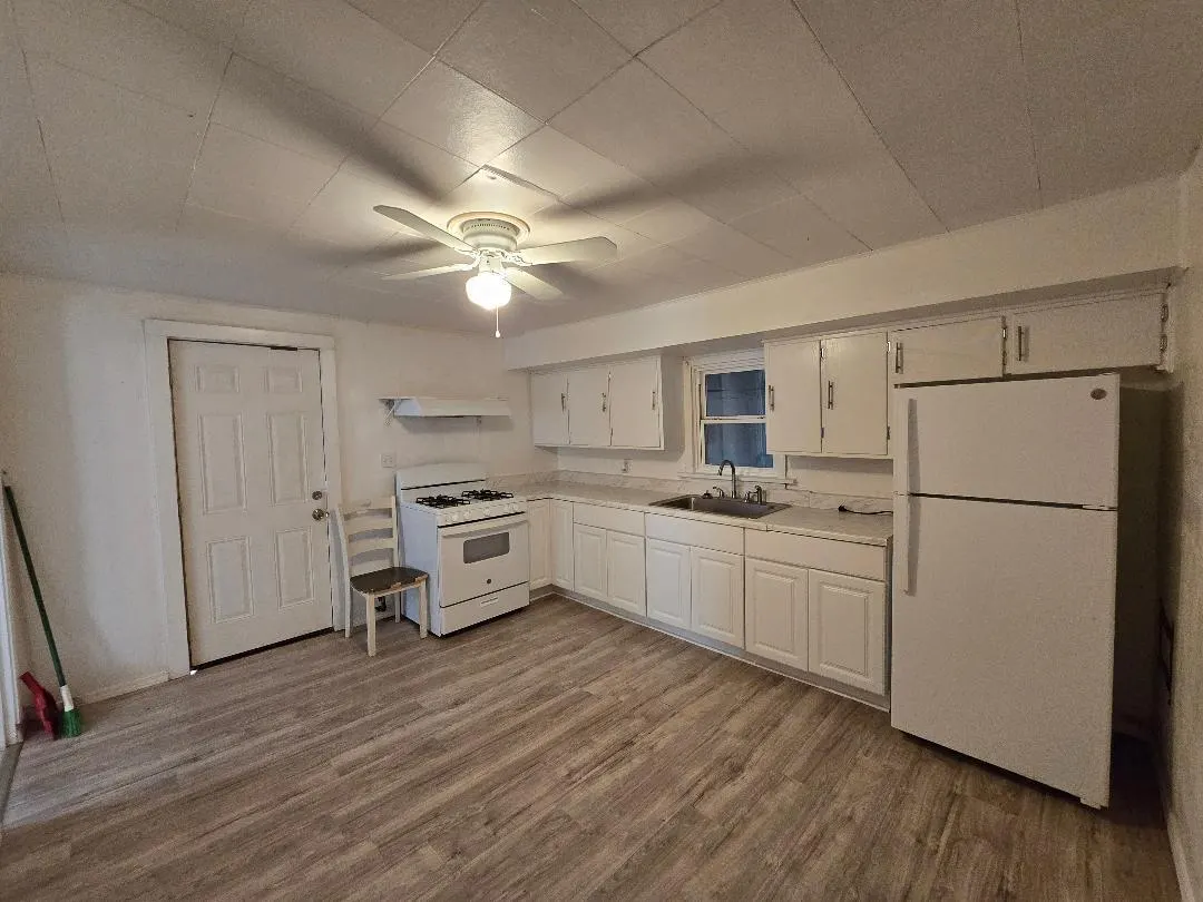 Photo 3 — 702 N Ave O, Lamesa, TX 79331