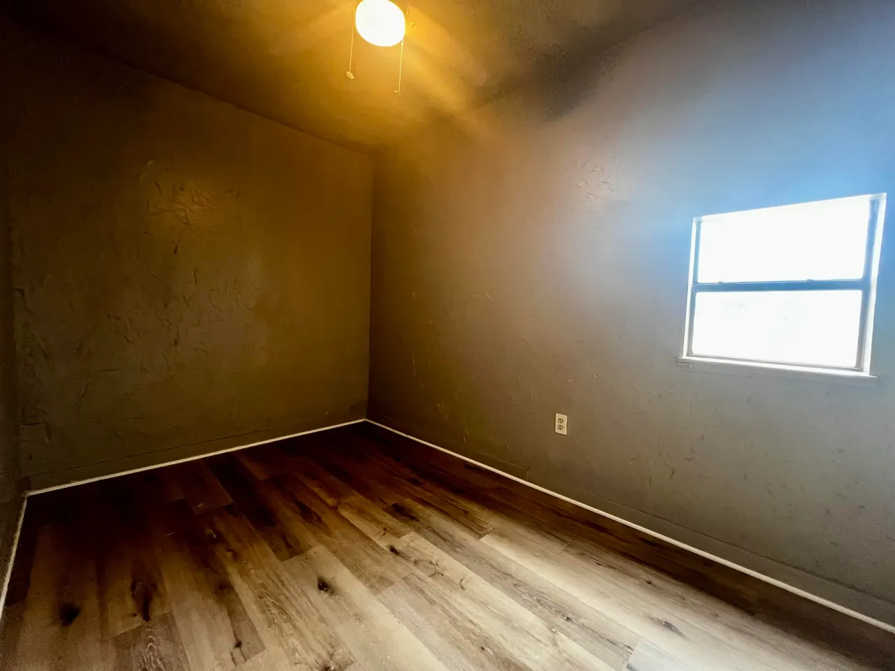 Photo 7 — 220 N 6th Street, Slaton, TX 79364